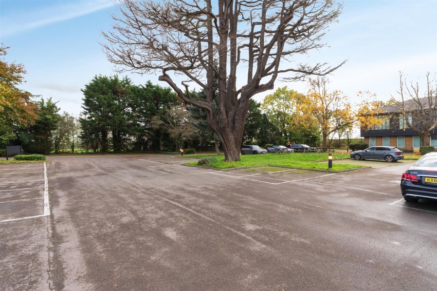 Images for Harmondsworth Lane, Harmondsworth EAID:RWHITLEYPJAPI BID:1