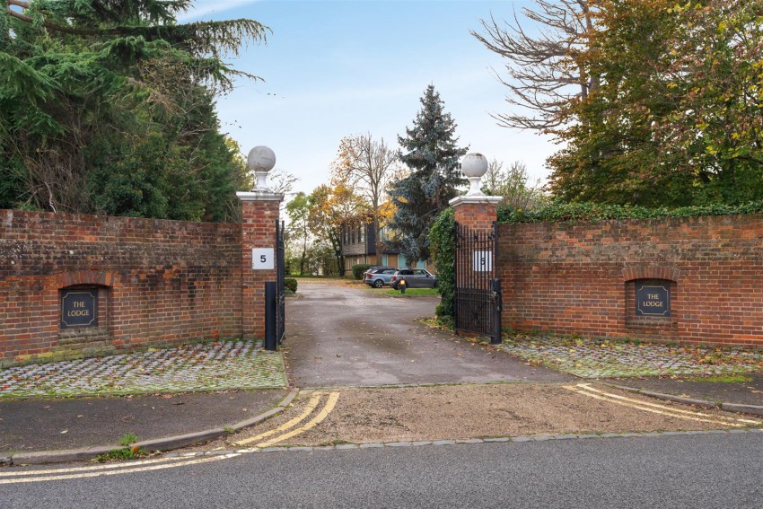 Images for Harmondsworth Lane, Harmondsworth EAID:RWHITLEYPJAPI BID:1